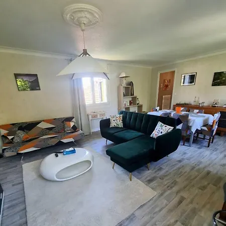 Centre Terrasse Jardin Garage Chez Priscilla شقة *