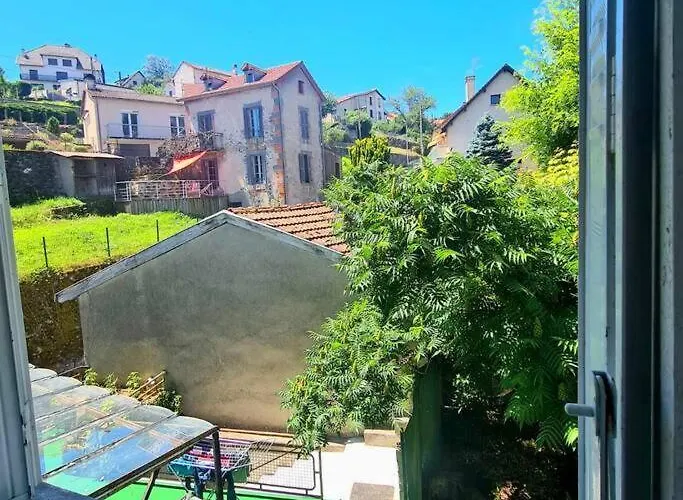 Centre Terrasse Jardin Garage Chez Priscilla Appartement Aurillac